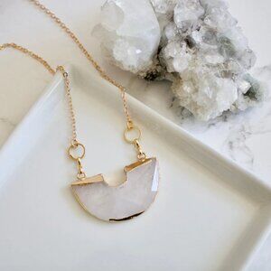 NWOT Clear Quartz Pendant Necklace